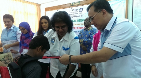 CGC's contribution to the Shelter Home for Abused Women and Children in Conjunction with the Deepavali Celebrations